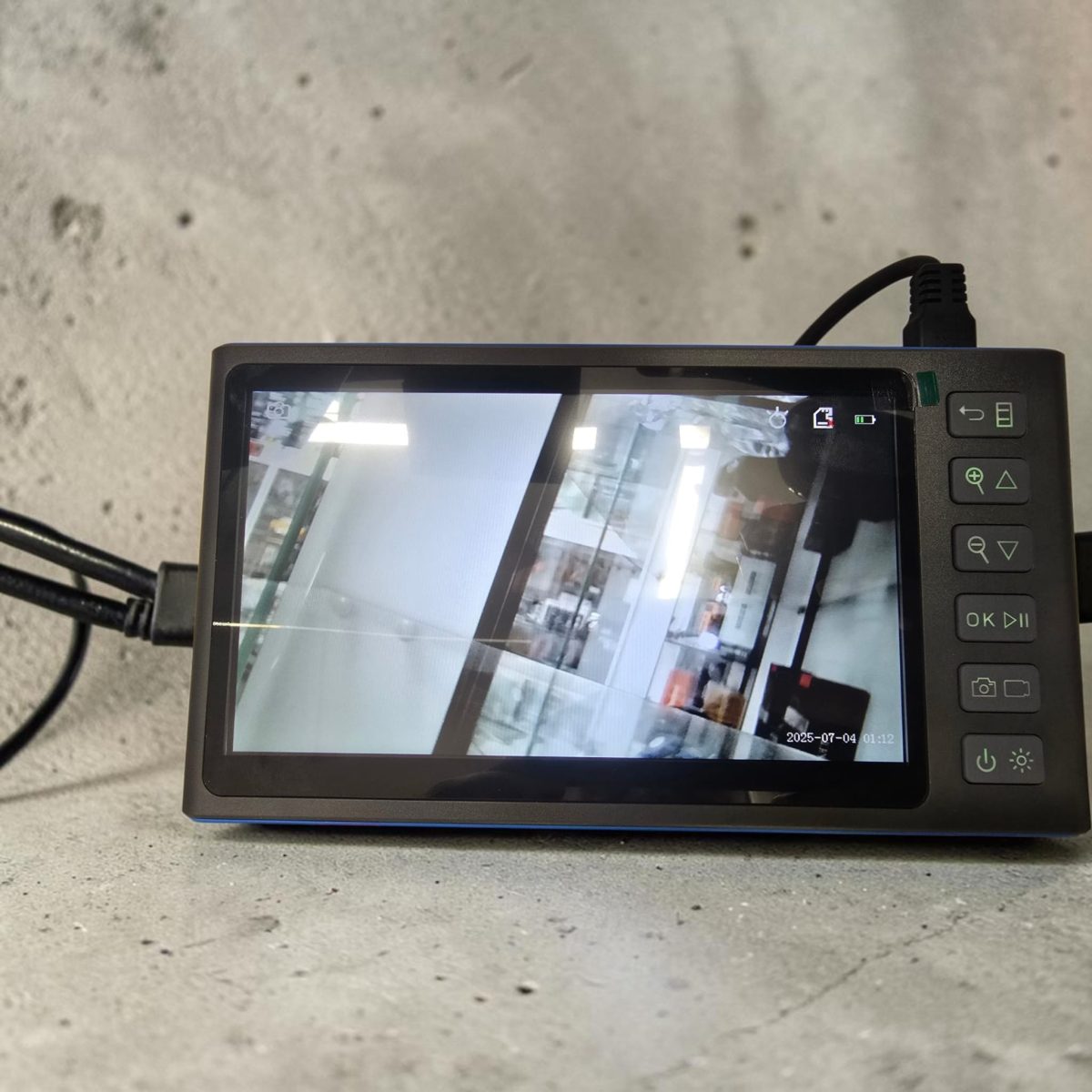 7,0 inç IPS HD ekran 15m 3 Kameralı Monitörlü Sert Tel Kablolu Boroskop Kamera - Görsel 8